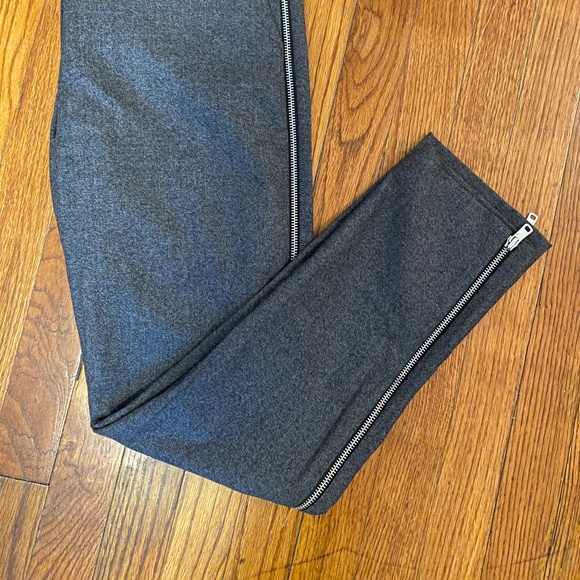 NWT Rachel Zoe gray pants with zipper detail, Size: 2, Color: Grey - Picture 2 of 8
